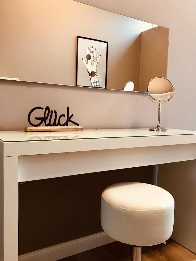 Casa Rehse I Loft-Apartment I Kostenlos Parken & Wlan I Self-Check-In I Oepnv I 65Zoll-Tv Erfurt Exterior foto